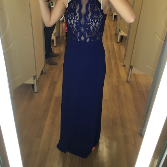 Prom Dress - Picture 4 of 5